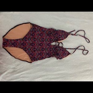 Tart swim large 1 piece.